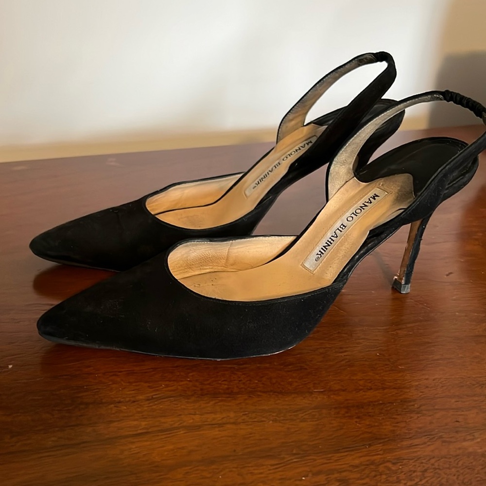 Manolo Blahnik Black Suede Slingback Heels, size 39, 3” heel